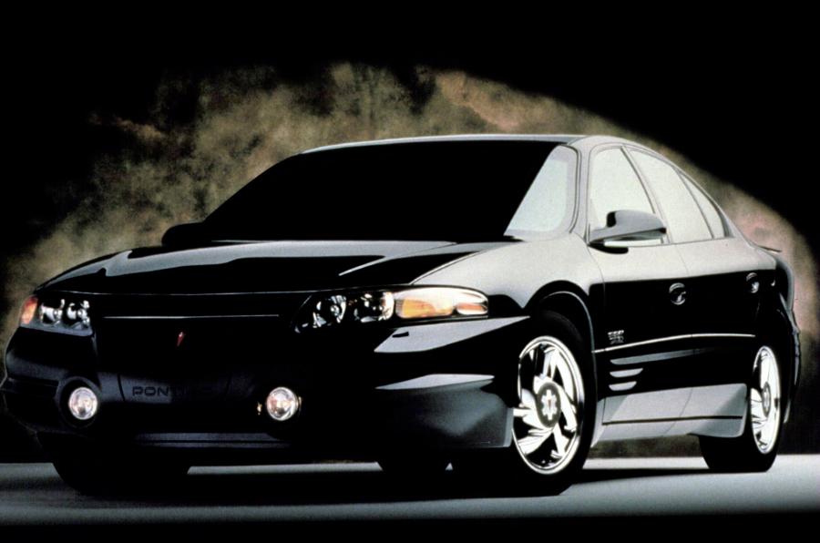  Pontiac Bonneville 2000 года  (фото 17 из 21)